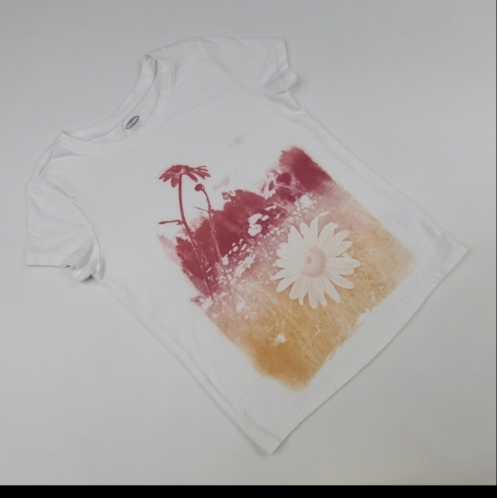 Old Navy T-Shirt - Picture 5 of 6